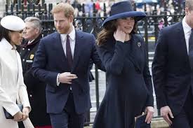 Maybe you would like to learn more about one of these? Herzogin Kate Und Meghan Markle So Kamen Ihre Outfits Bei Den Fans An