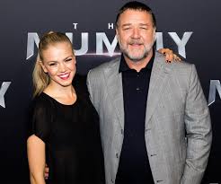 Fanpage for russell crowe fans. Rusty In Love Meet Russell Crowe S 4 Billion Girlfriend Russell Crowe Girlfriends Russell