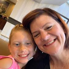 Straw for vegetable garden mulching options