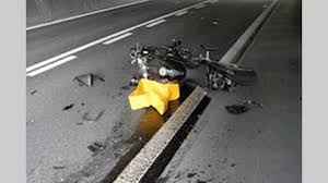 Auf der axenstrasse bei brunnen hat sich am freitag zum feierabend ein verkehrsunfall ereignet. Axenstrasse Und Bahn Waren Nach Unfall Gesperrt Urner Wochenblatt