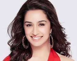 Disha first bollywood debut was with the movie m.s dhoni : 30 List Of Most Glamorous Bollywood Actress Pics 2021
