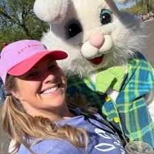 Should the NALC endorse political candidates considering their role in  collecting and disseminating ballots and political mail?