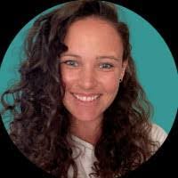 Roxanne Young's Instagram, Twitter & Facebook