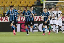 «аталанта» на выезде обыграла «парму» — 2:1. Inter So Presvrt Do Pobeda Nad Parma Nov Uspeh Na Atalanta Netpress