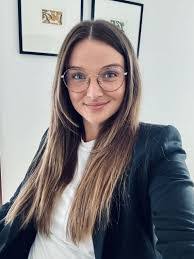 Carmen Ebert's Instagram, Twitter & Facebook