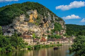 A 11h pour la météo la roque gageac, un ciel entièrement dégagé devrait être au rendez vous. La Roque Gageac Village De La France Guide Voyage