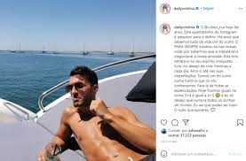 A apresentadoramostrou a amiga catarina duarte, que já se sabia estar de férias com ela, a dançar com ruben rua. Cristina Ferreira Declara Se A Ruben Rua Amo O Ate Nas Suas Imperfeicoes