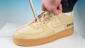 In today's video i'm going to be showing you 4 cool ways how to lace nike air force 1. How To Lace Up Your Favourite Nike Air Force 1s The Sole Supplier