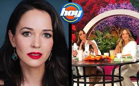 Conductora (emmy 2018), conferencista, actriz y crítica orgullosamente mexicana instagram: Ohnz1 Wgu Hswm