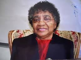 Earlene Edler's Instagram, Facebook & TikTok