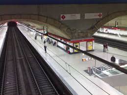 Estación de tren madrid chamartín. Bahnhof Madrid Nuevos Ministerios Wikipedia