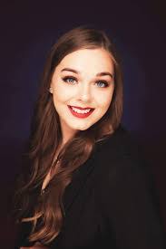 Rebecca Jayne's Instagram, Twitter & Facebook