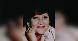 Ann Mink's Instagram, Twitter & Facebook