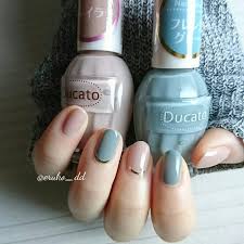 ベージュ ブルーグレーネイル またまたducato塗っただけです 私の中ではチャイラテも神カラー ducato フレンチグレー チャイラテ キャンメイク ベースコート コージーネイリスト クイッククリスタルコート しずくパーツネイルシ ducato ネイル