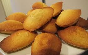 Madeleines Recette Facile La Recette Facile Recette Facile Recette Madeleine Recette