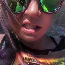 Dulcinea Robinson's Instagram, Twitter & Facebook