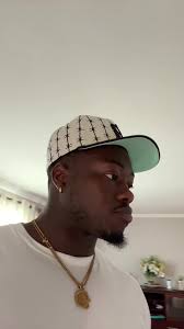 #stitch with @Sarah Federer let’s all come together and pray for this woman  does right by this young king 👑