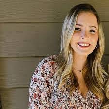 Kimberly Nicks's Instagram, Twitter & Facebook