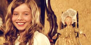 He taught her to fly. Pin By â„³ On Neverland Rachel Hurd Wood Peter Pan Peter Pan 2003