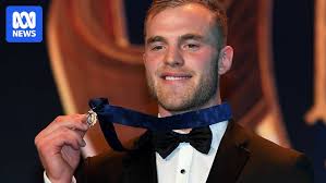Tom Mitchell breaks his leg at Hawthorn training, Brownlow Medal winner is  likely to miss season