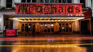 Closing the 42nd times square restaurant was a difficult decision, but we look forward to continuing to serve our customers at the flagship mcdonald's on 45th and broadway. Mcdonald S Is Closing Its Times Square Location Cnn