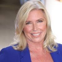 Dixie Caldwell's Instagram, Twitter & Facebook