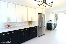 Full Height Cabinets Without Crown Molding And Light Rail Upper Cabinets Kitchen Cabinets Kitchen
