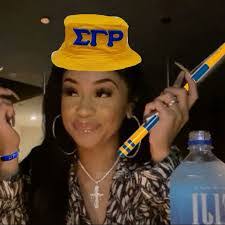 Amara Vincent's Instagram, Twitter & Facebook