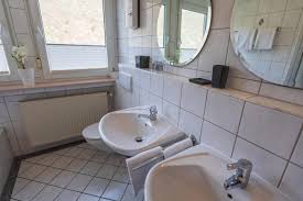 Vind de beste prijs op trivago.be. Wohlfuhlurlaub In Cochem Ferienwohnung Lilie Haus Flora