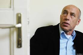 Puhl sándor évek óta a sport tv szakértőjeként is dolgozott, de egy ideje nem láthattuk őt a képernyőn, mert elkapta a koronavírust, ami után kórházba is került. Index Futball Futball Puhl Sandor Nagyon Kartekony Eleme Labdarugasunknak