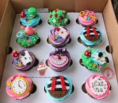Alice in wonderland themed afternoon tea. Alice In Wonderland Cupcakes Cake By Maria S Cakesdecor