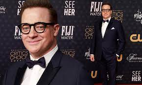 Critics Choice Awards 2023: Brendan Fraser looks dapper after snubbing  Golden Globes | Daily Mail Online