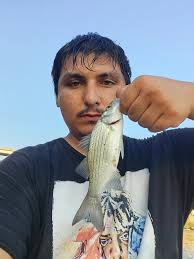 Fishing with Gar Row