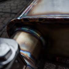 Escapamento completo. Downpipe 3" + Valvetronic 2,5" Jetta GLI mk7,5  utiliza do as ponteiras originais! #volkswagen #vw #jetta #jettagli  #jettaglimk7 #glimk7 #jettamk7 #downpipe #valve #valvetronic #cutout  #muffler #weldporn #weld #stainless #tig ...