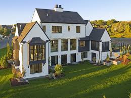 Oh That Offset Window Dream House Exterior House Exterior Architecture House