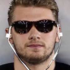 Beth Pascarella (@BethP0201)