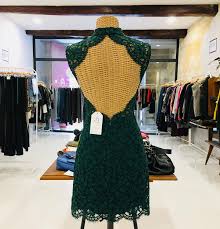 La majorité des commerces sont à nouveau ouverts. Les Meilleures Friperies Et Boutiques Vintage De Bordeaux