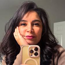 Late Monday night, 21 more dogs from the recent Tumalo case arrived at  HSCO, including tiny puppies only 2.5 weeks old. Our team jumped into  action, triaging each dog, making sure they