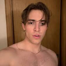 Parker Hill (@ciaoparker)