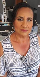 Eli Burgueño Salón de Belleza