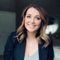 Kayla Foley's Instagram, Twitter & Facebook