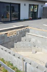 Tauchbecken In 2020 Garten Pool Selber Bauen Kleine Hinterhof Pools Hinterhof Pool Landschaftsbau