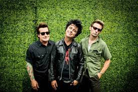 Green day all, official, chords, tabs, pro, power, bass tabs, drum tabs, video, ukulele chords tabs including basket case, 21 guns, amy, american idiot, bang bang. Green Day Veroffentlichen Neuen Song Here Comes The Shock
