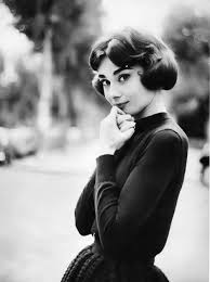 Audrey Hepburn Wallpapers O57a7ep Picserio Com Picserio Com When my friend kenzie asked if i would design a wallpaper for her, i knew instantly that it had to be makeup related. audrey hepburn wallpapers o57a7ep