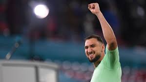 More images for джанлуиджи доннарумма » Donnarumma U Menya Vse Eshe Stoit Pered Glazami Tot Sejv Ot De Brejne Sport Ekspress