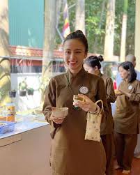 Check spelling or type a new query. Ba Máº¹ Nhi Angela PhÆ°Æ¡ng Trinh Tai Xuáº¥t Háº¿t Tháº£m Há»a Nhan Sáº¯c Xinh Ä'áº¹p Báº¥t Ngá» Bao NgÆ°á»i Lao Ä'á»™ng