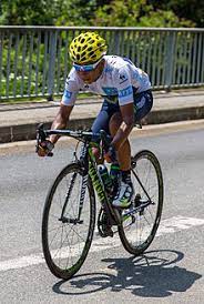 Nairo quintana's weight is 128 lbs. Nairo Quintana Wikipedia