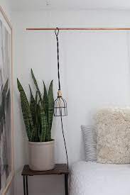 A Daily House To Home Master Bedroom Makeover A Daily Something Reforma No Quarto Araras Para Quarto Quarto