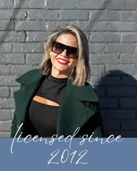 When searching for your ideal home, it's essential to find a neighborhood  that not only meets your practical needs, but also resonates with your  lifestyle! ✍️⁠ ⁠ Look for a community where