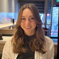 Sophia Weller's Instagram, Twitter & Facebook